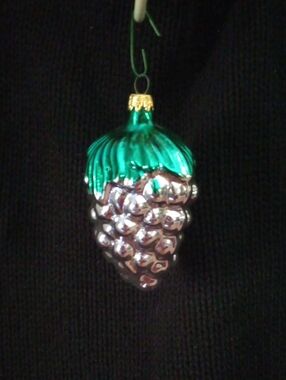 Green and Silver Mercury Glass Grape Bunch Holiday Ornament - Made In Columbia